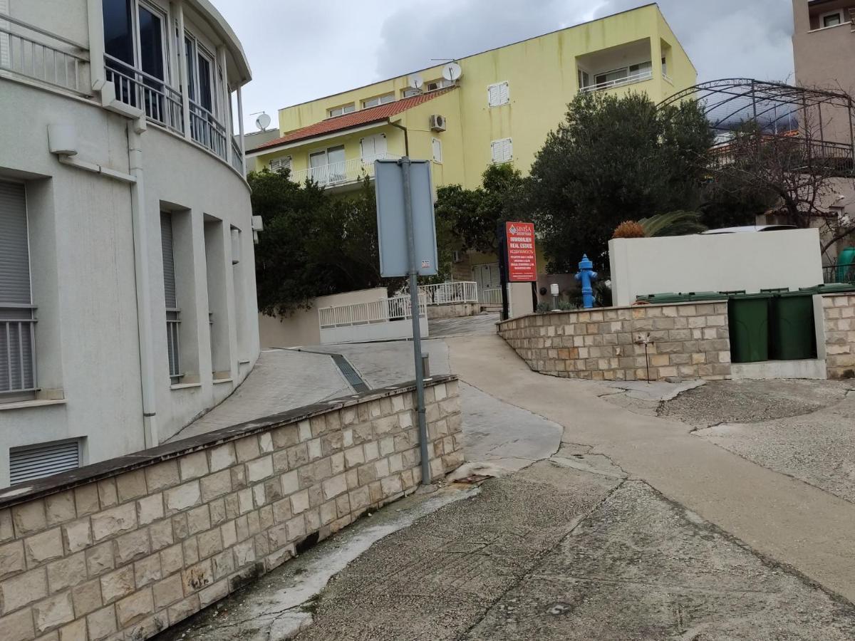 Apartments Ivo Makarska Exterior photo