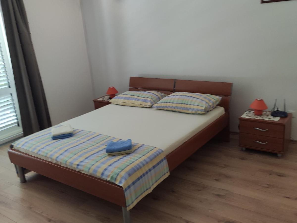 Apartments Ivo Makarska Exterior photo