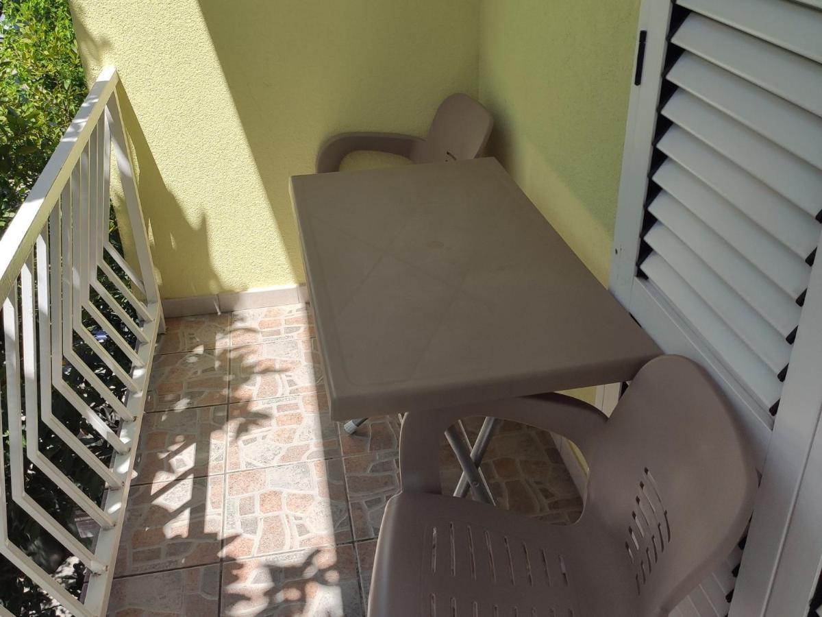 Apartments Ivo Makarska Exterior photo